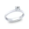 Anillo solitario de oro blanco y diamantes de 0.50 quilates
