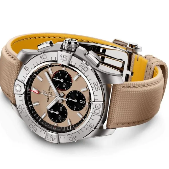 Breitling Avenger B01 Chronograph Marron Militar 44mm