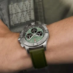 Breitling Avenger B01 Chronograph Verde Militar 44 mm