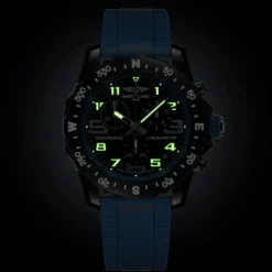 Breitling Endurance Pro Breitlight® 44mm Azul Turquesa