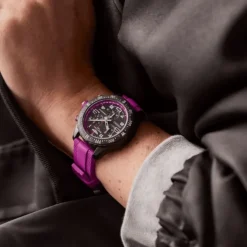 Breitling Endurance Pro Breitlight® 38mm Purpura