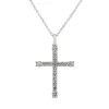 Colgante Cruz de oro blanco y diamantes de 0.18 quilates