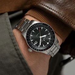 ⁣Hamilton Khaki Aviation Converter Automatico 42mm