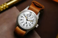 Hamilton Khaki Field Mecanico Cuero 38 mm