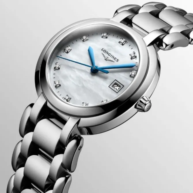 Longines PrimaLuna 30 mm Cuarzo Madre Perla Diamantes