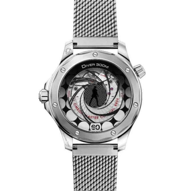 OMEGA Seamaster Diver 300M James Bond 60 Aniversario