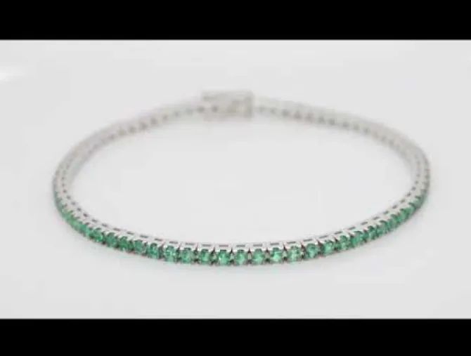 Pulsera riviere en oro blanco y esmeraldas 2.05 quilates