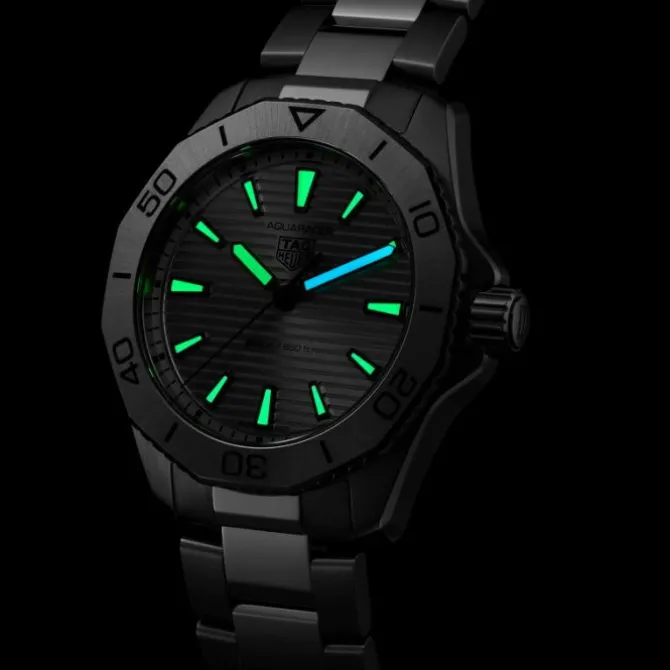 TAG Heuer Aquaracer Professional 200 40mm Esfera Plateada