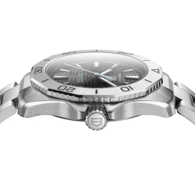 TAG Heuer Aquaracer Professional 200 Solargraph 40mm