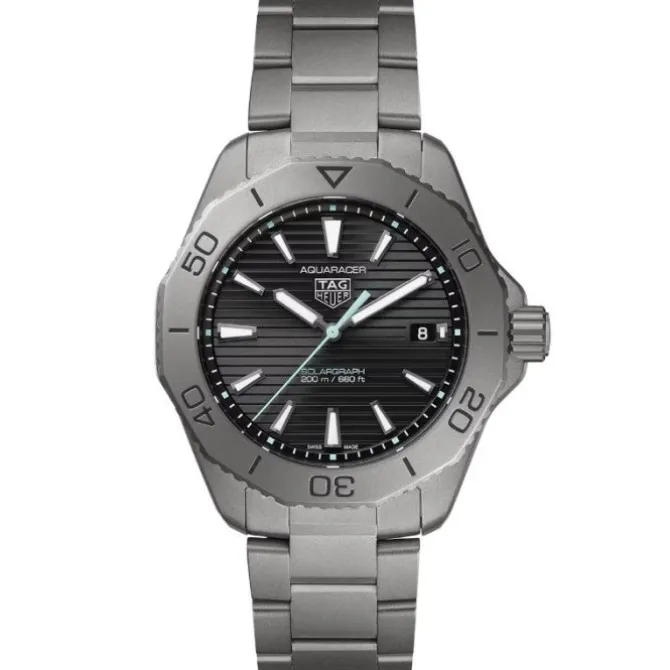 TAG Heuer Aquaracer Professional 200 Solargraph 40 mm