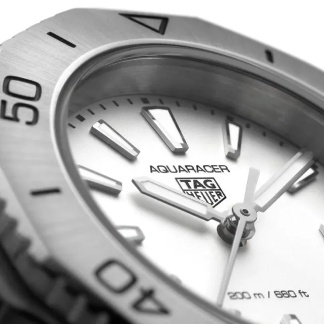 TAG Heuer Aquaracer Professional 200 Mujer Plateado 30 mm
