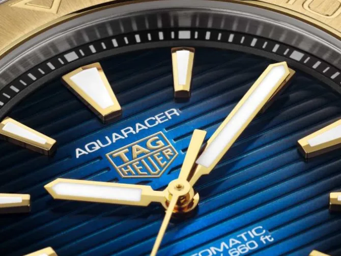 TAG Heuer Aquaracer Professional 200 Calibre 5 40mm