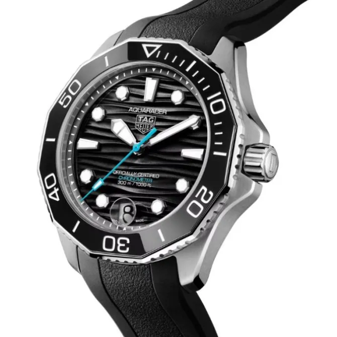 TAG Heuer Aquaracer Professional 300 42mm TH31-00
