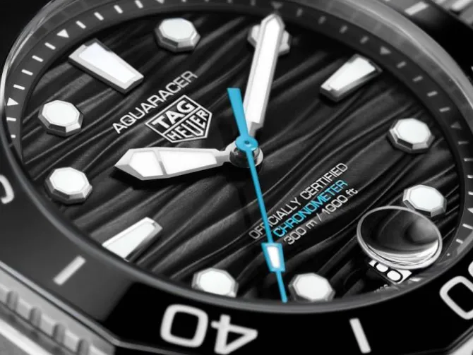 TAG Heuer Aquaracer Professional 300 42mm TH31-00