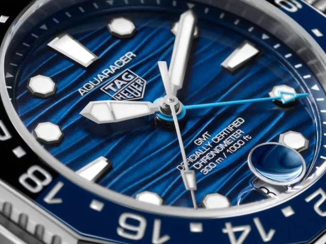 TAG Heuer Aquaracer Professional 300 GMT 42mm TH31-03