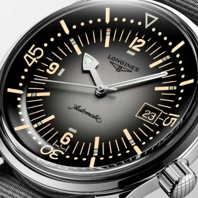 The Longines Legend Diver Automatico 42mm L3.774.4.70.2