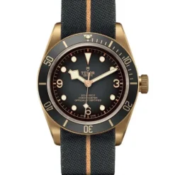 TUDOR Black Bay Bronze M79250BA-0002