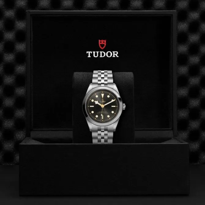 TUDOR Black Bay One 41mm Antracita M79680-0001