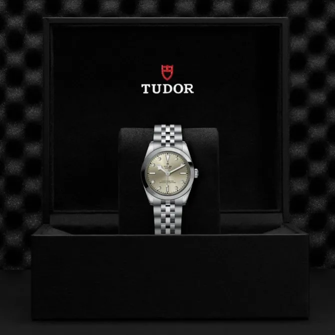 TUDOR Black Bay One 31mm Champan Diamantes M79600-0006
