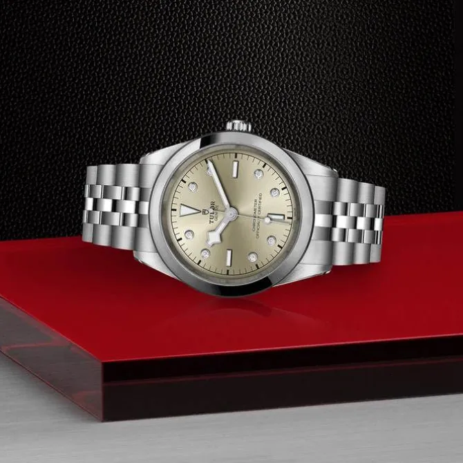 TUDOR Black Bay One 41mm Champan Diamantes M79680-0006