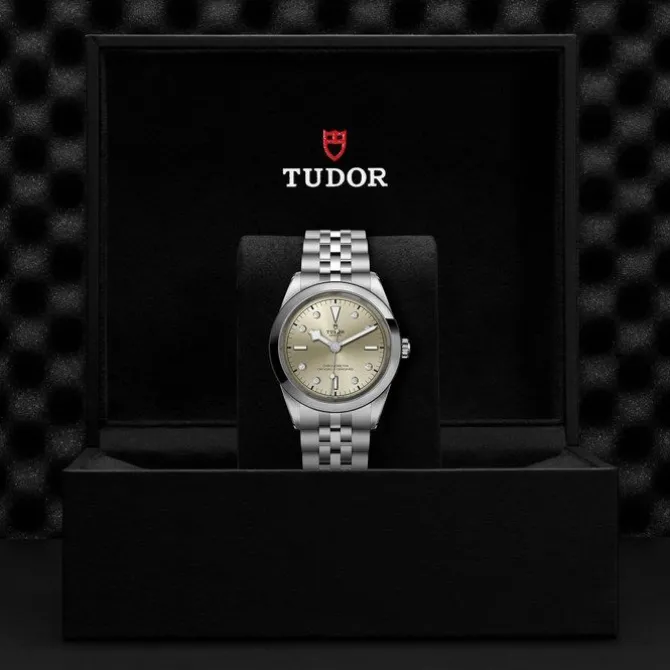 TUDOR Black Bay One 41mm Champan Diamantes M79680-0006