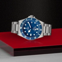 TUDOR Pelagos 42 mm Titanio Esfera Azul