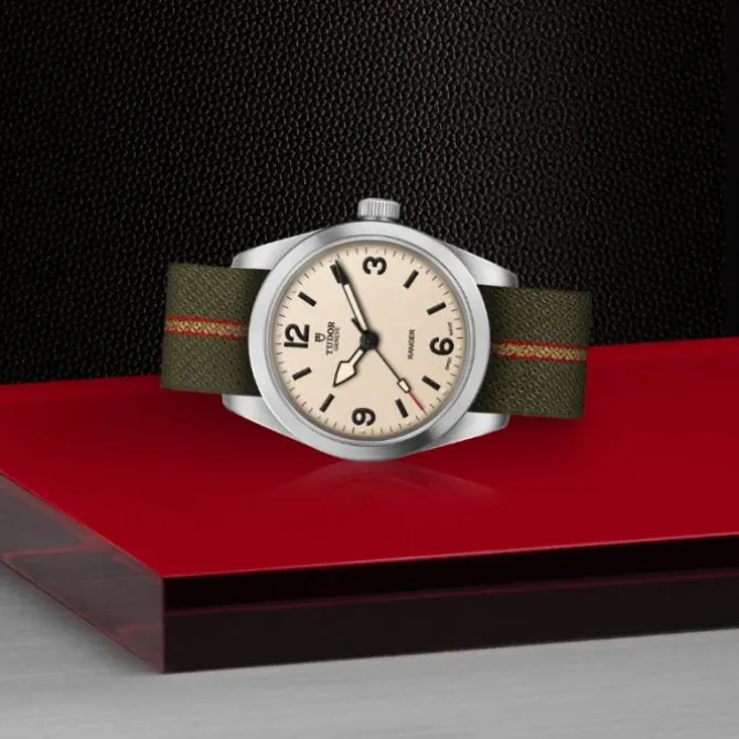 TUDOR Ranger 36 mm Blanco Duna Textil