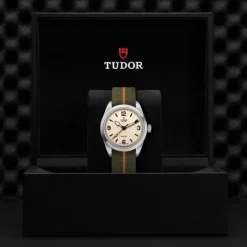 TUDOR Ranger 39 mm Blanco Duna Textil