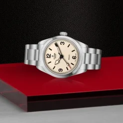 TUDOR Ranger 39mm Blanco Duna Acero